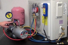 Bơm gas máy lạnh quận 5 - Gas chính hạng bảo hành một năm